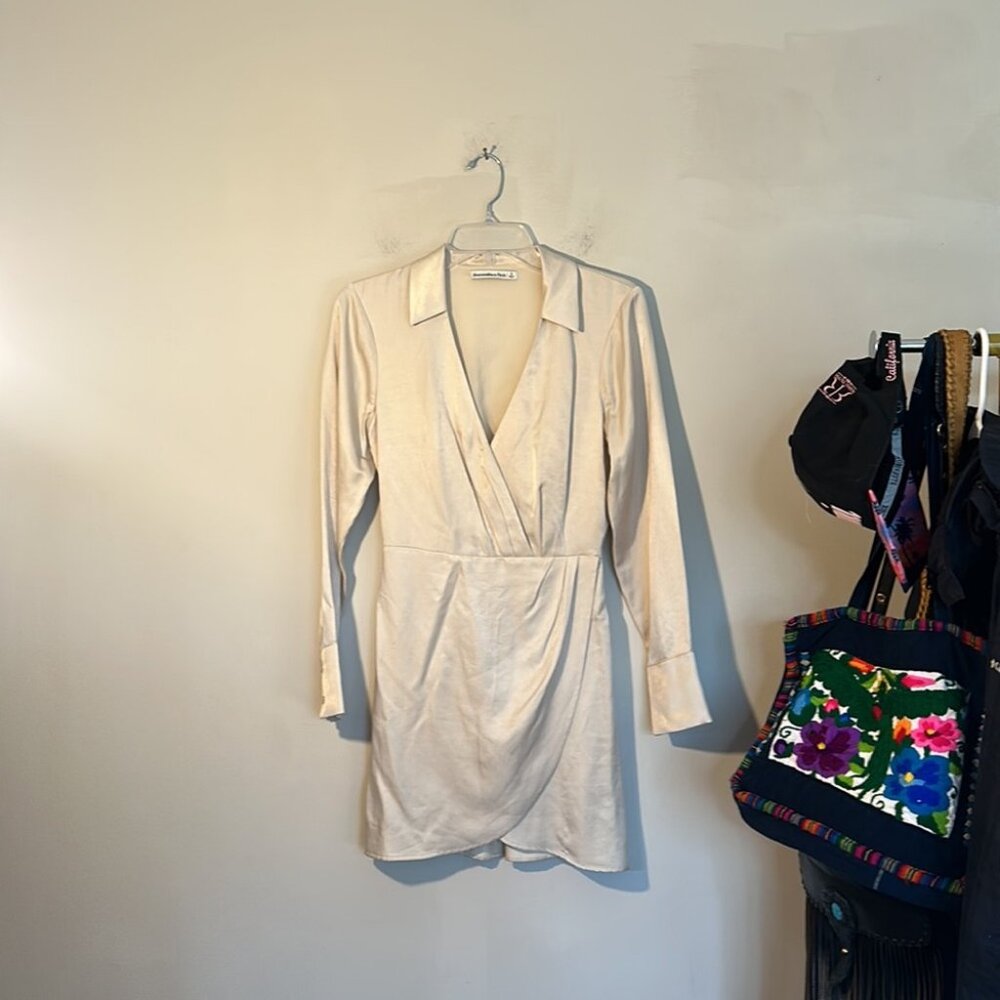Abercrombie & Fitch Draped Satin Champagne Long sleeve mini dress women size S
